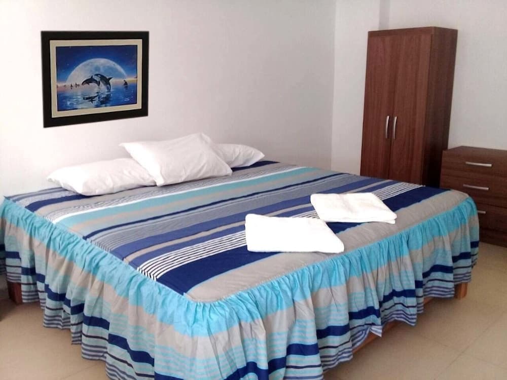 Peru Hosting De Punta Sal