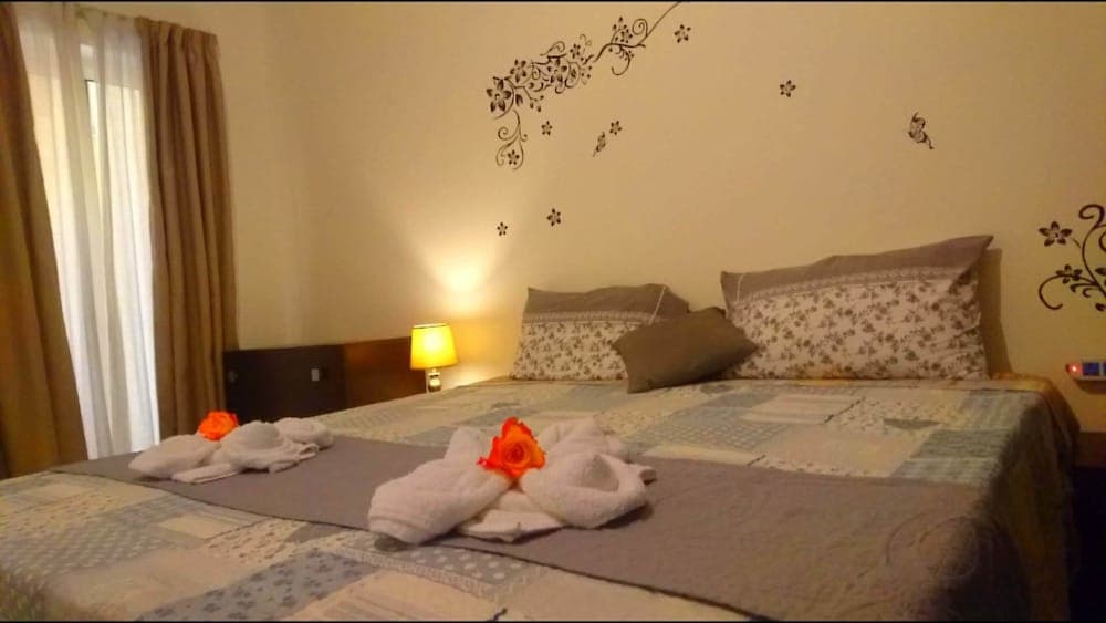 Classic rooms by CmH