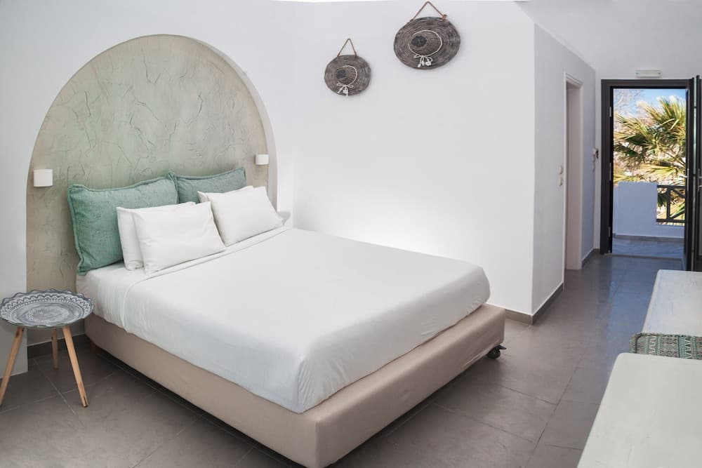 Amity Suites - Adults Only