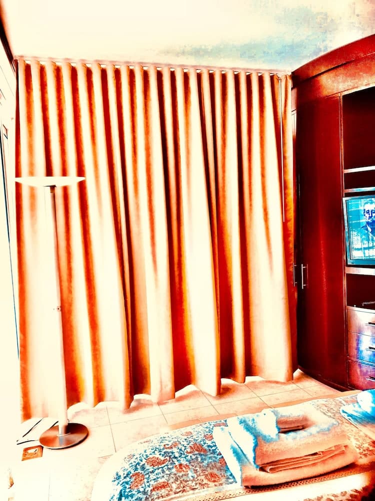 De Soleil Hotel on Ocean Drive