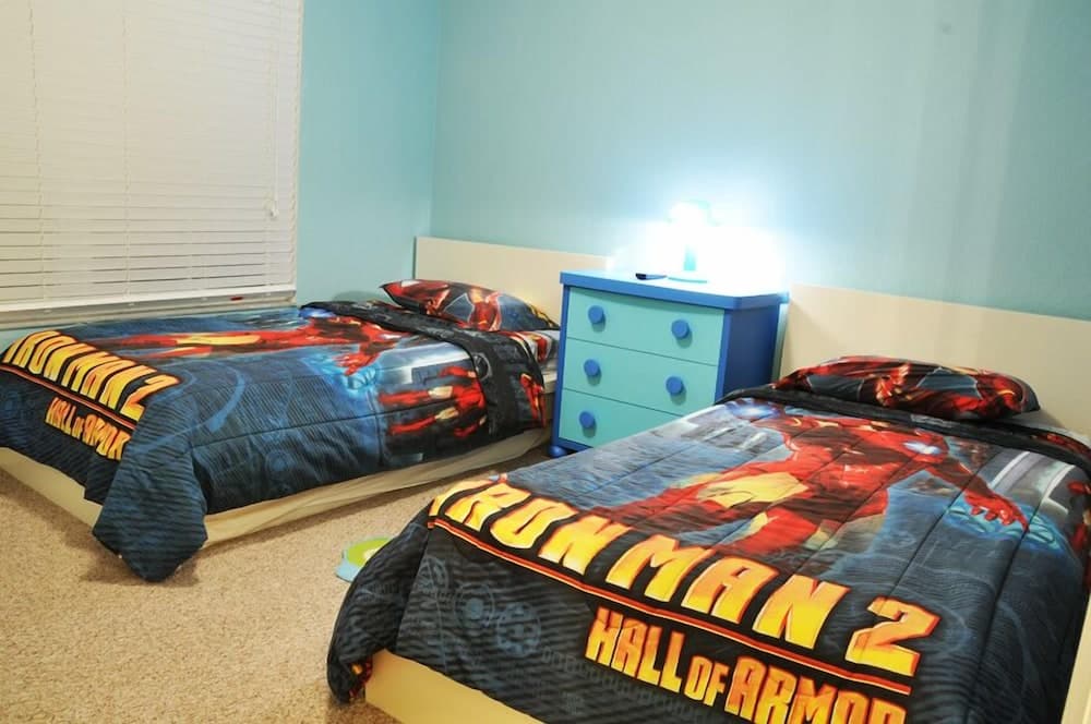 Villas at Seven Dwarfs Lane #1 - 4 Bed 3 Baths Townhome