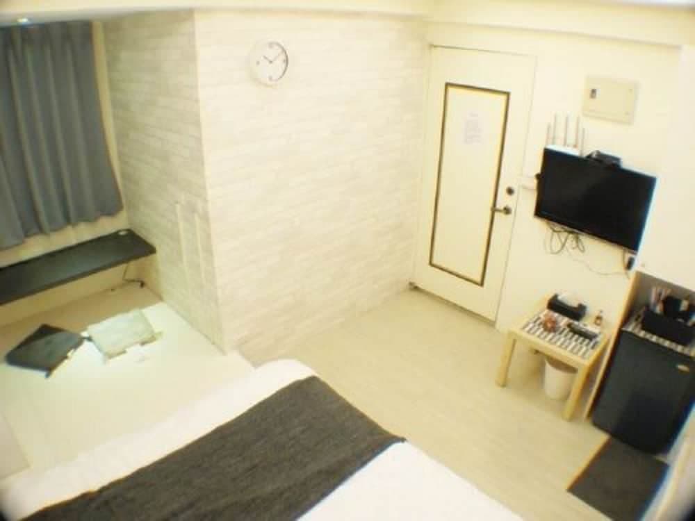 Travelers Little House 2