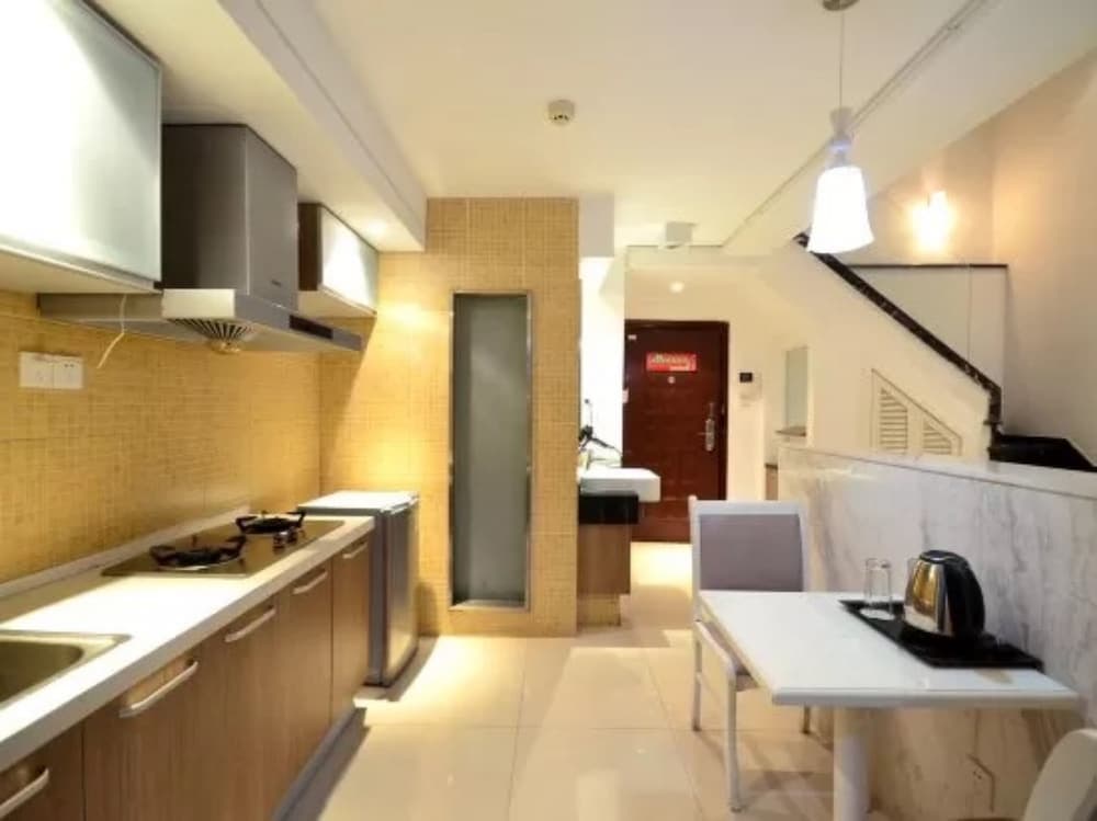 Wuhan Guanggutiandi Service Apartment