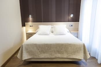 Apartamentos Turisticos LLanes