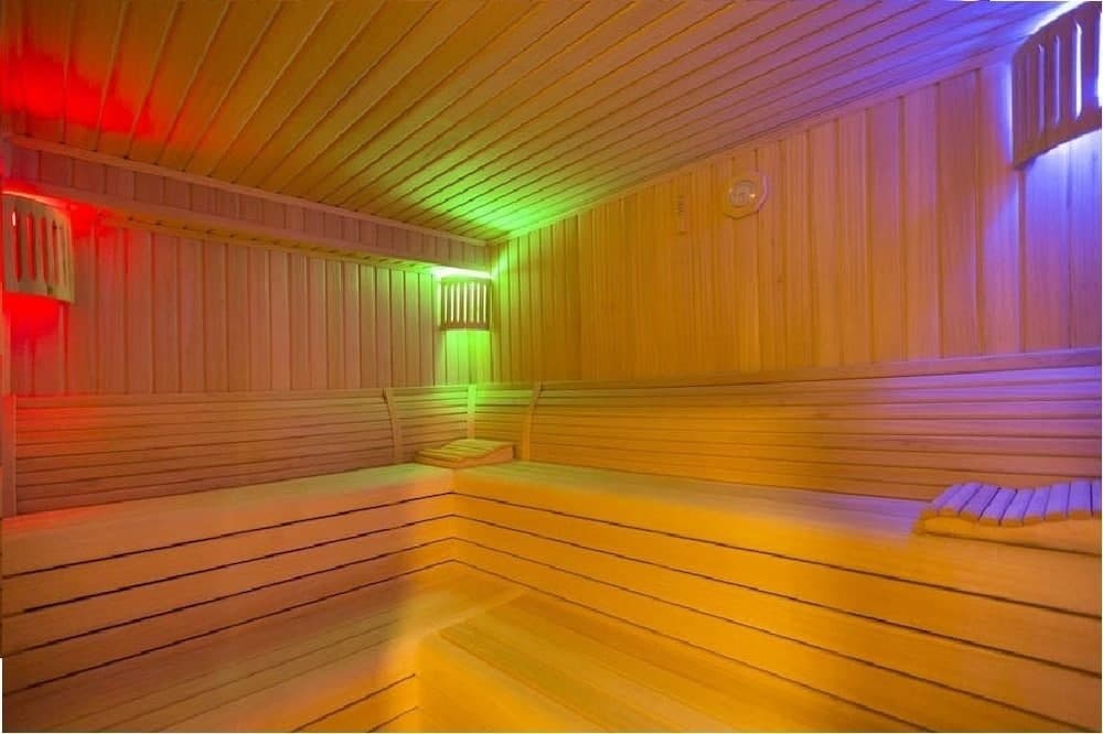 White Line Boutique Hotel