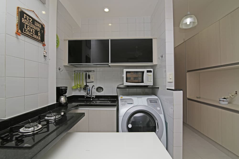 Rio Rentals 021- C066 Studio com maquina de lavar em Copacabana
