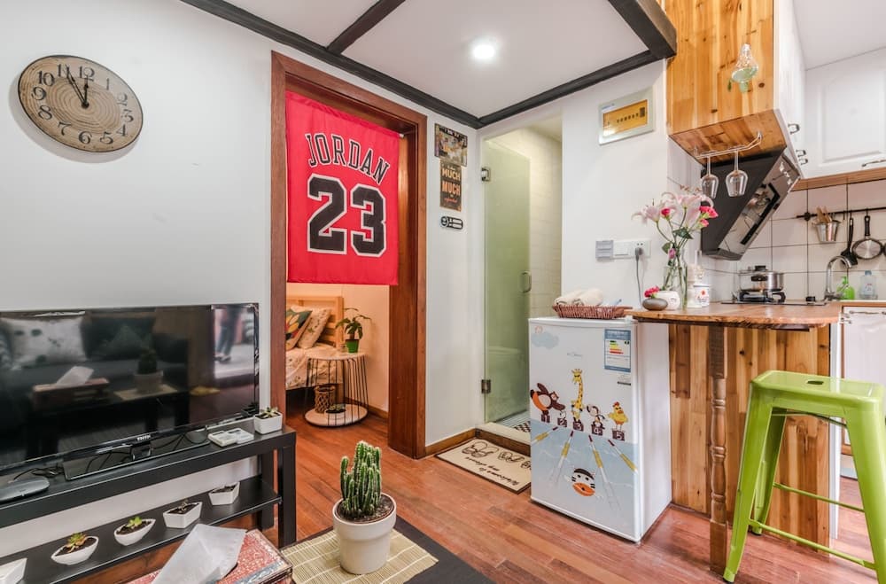 Cozy Apartment Best Location 616