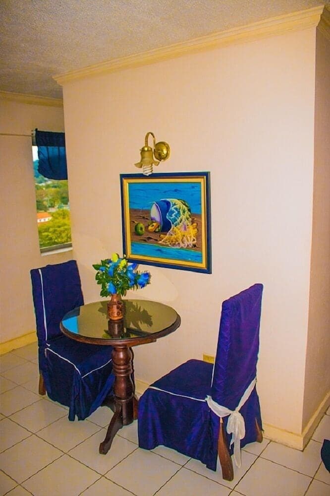 Sky Blue Beach Studio at Turtle Towers