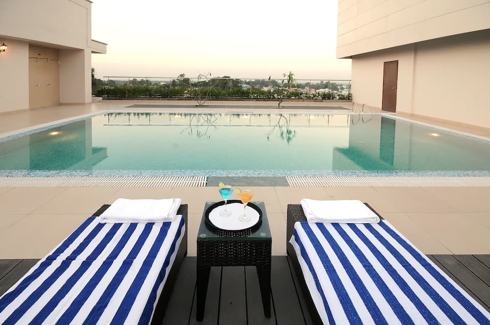 Blue Saphire Clarks Inn Haldwani