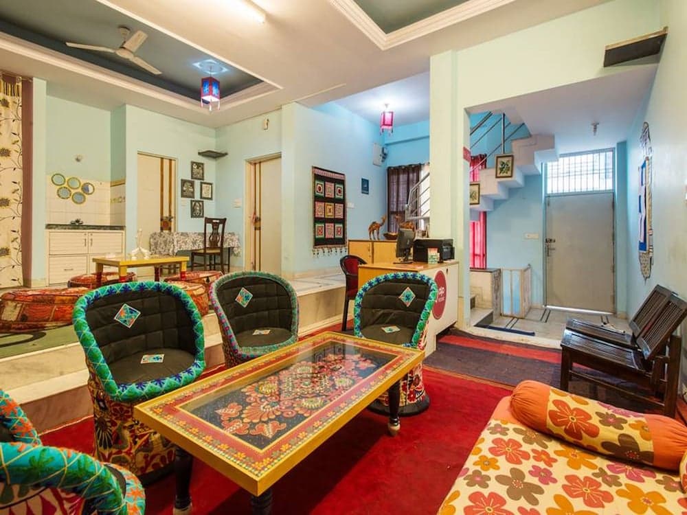 OYO 1060 Hotel Rahwaas