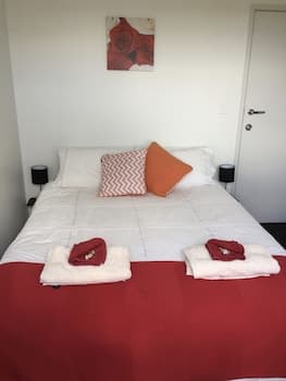 Wharepapa in the Lakes