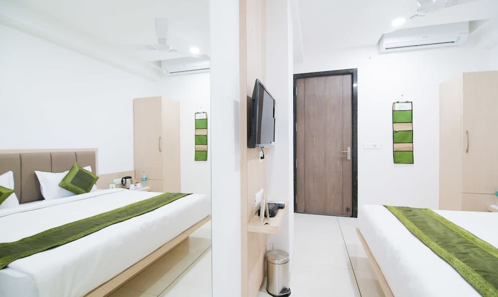 Treebo Avadh Residency