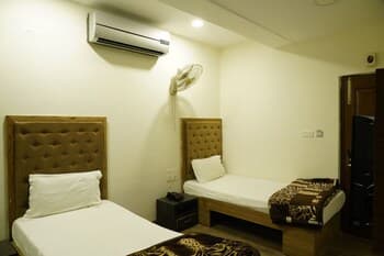 Hotel Mohan Continental