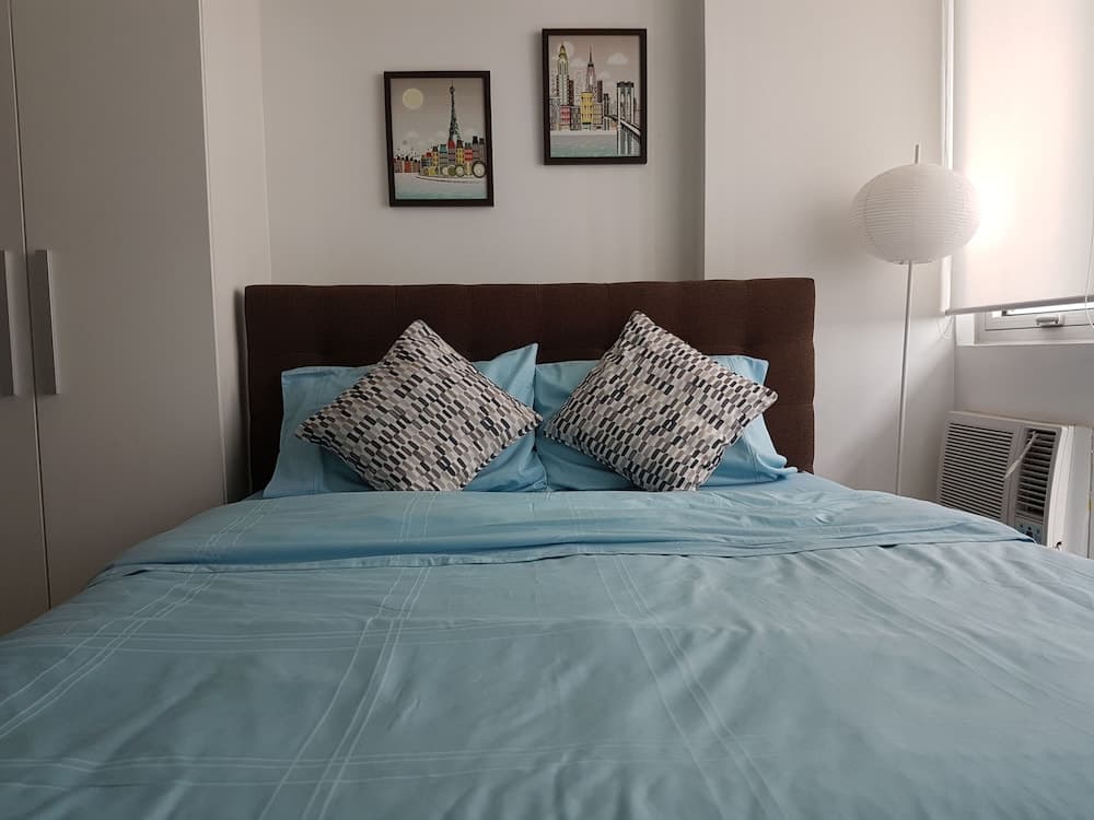 Azure Urban Resort and Residences