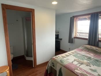 Brown Bear Saloon and Hotel