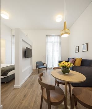 Lisbon Serviced Apartments Chiado Emenda