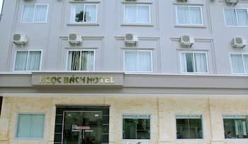 Ngoc Bach Hotel