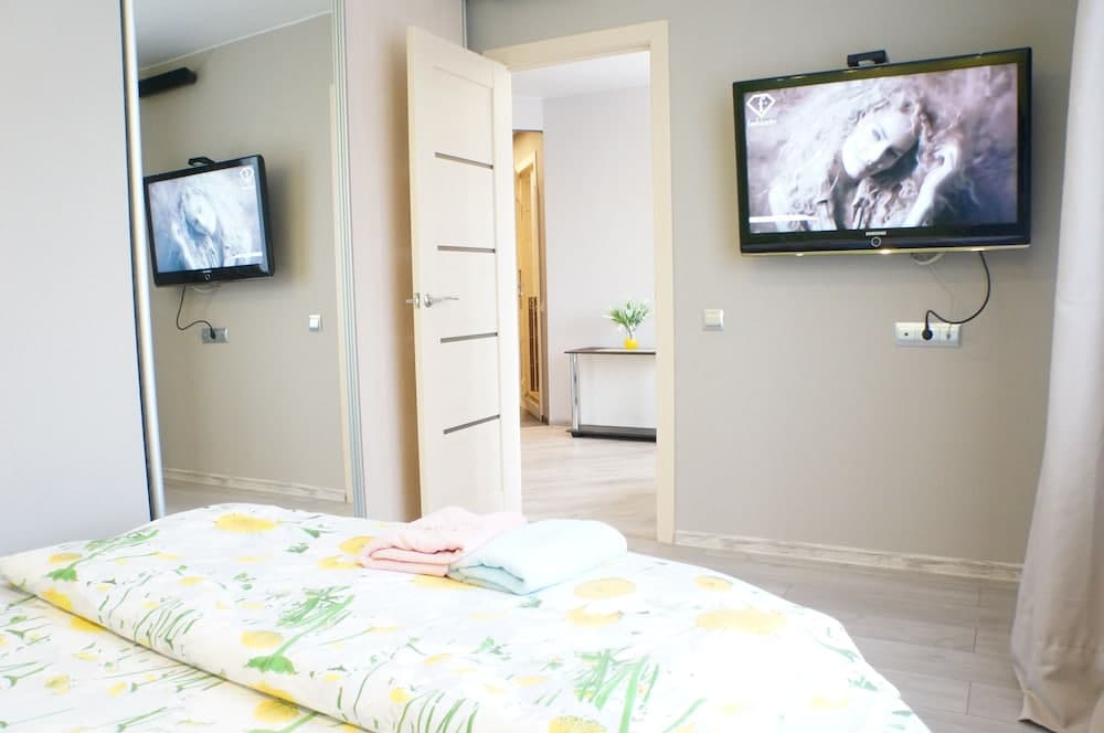 Apartment RF88 with Hot Tub on Moskovsky 220