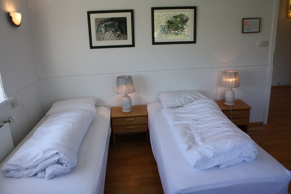 Brekkugata 33 Guesthouse