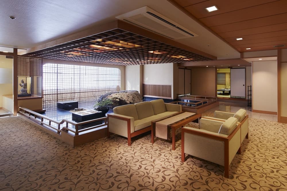 Nakajimaya Grand Hotel