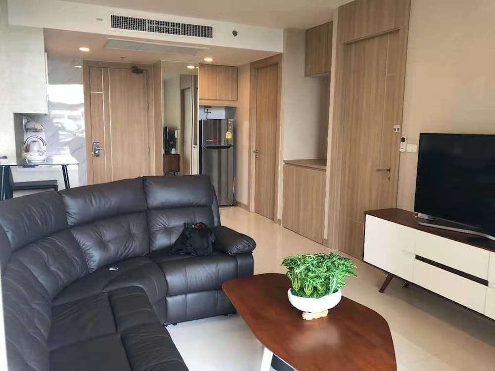 The Riviera Wongamat Hong Apartment