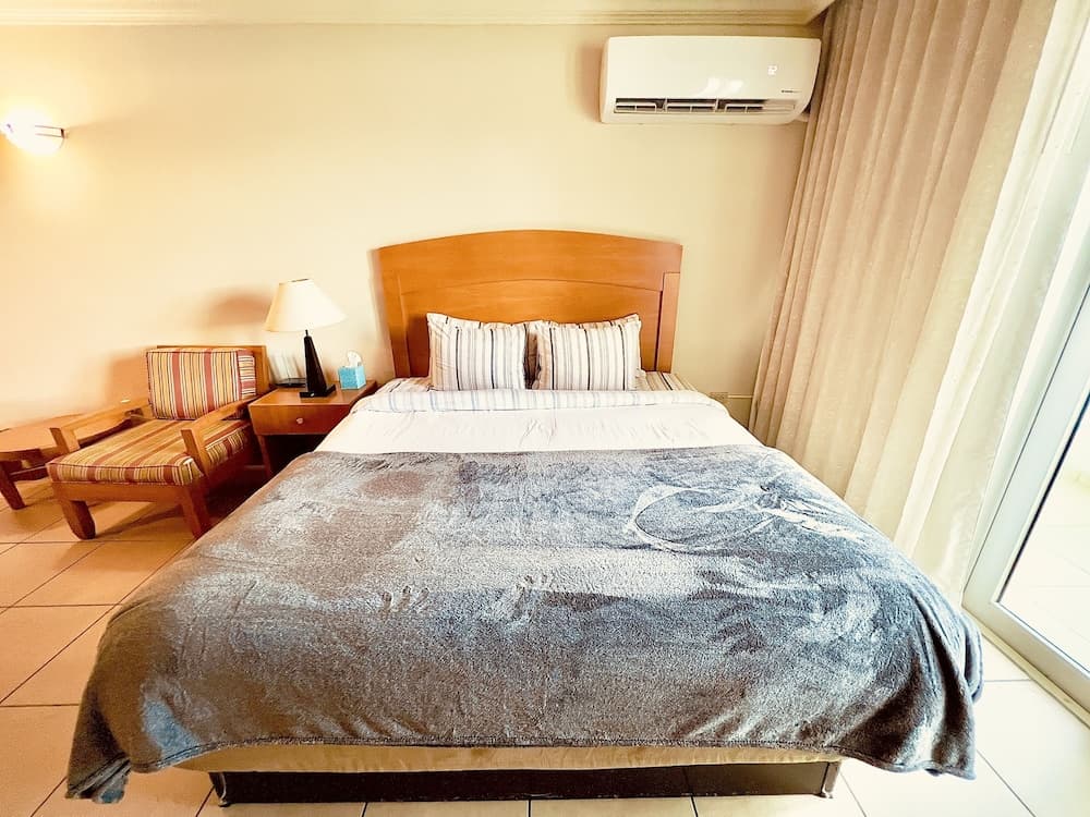 Condado Lagoon Villas at Paseo Caribe