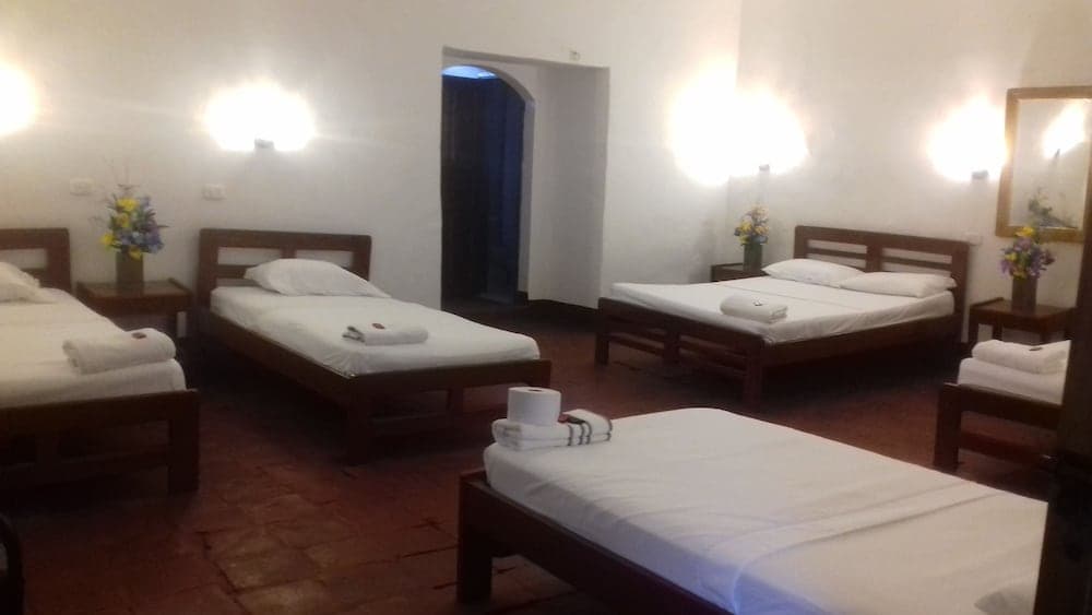 Hosteria Colonial La Cueva de Leo