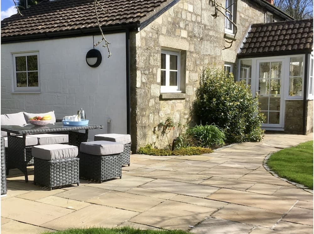 Tresowes Green Cottage