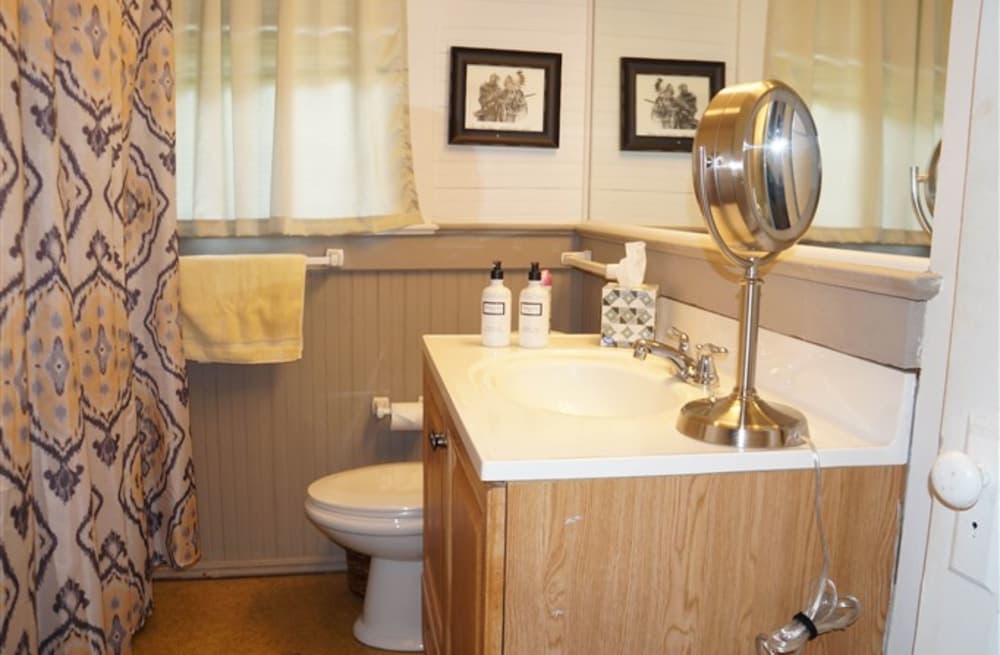 The Hideaway Natchez