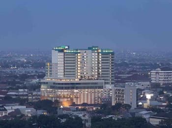 HARRIS Hotel Sentraland Semarang