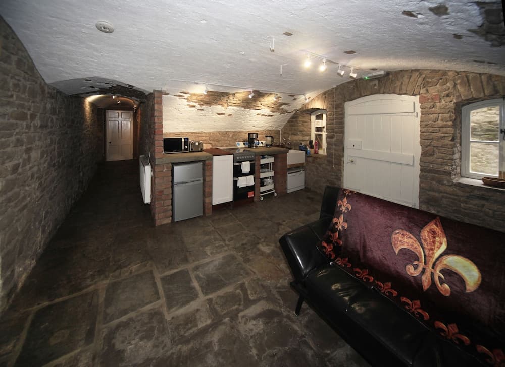 The Priory Cellars Abbots Leigh