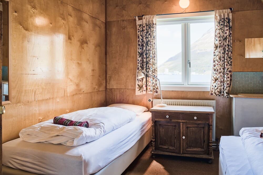 Hafaldan HI Hostel - Harbour building