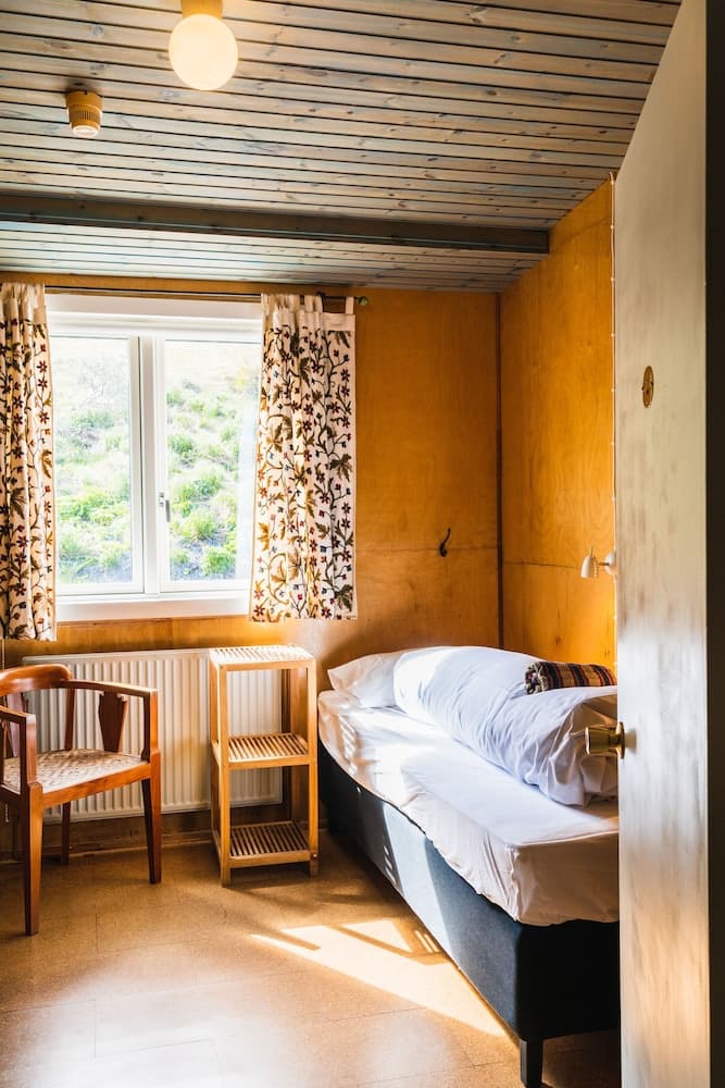 Hafaldan HI Hostel - Harbour building