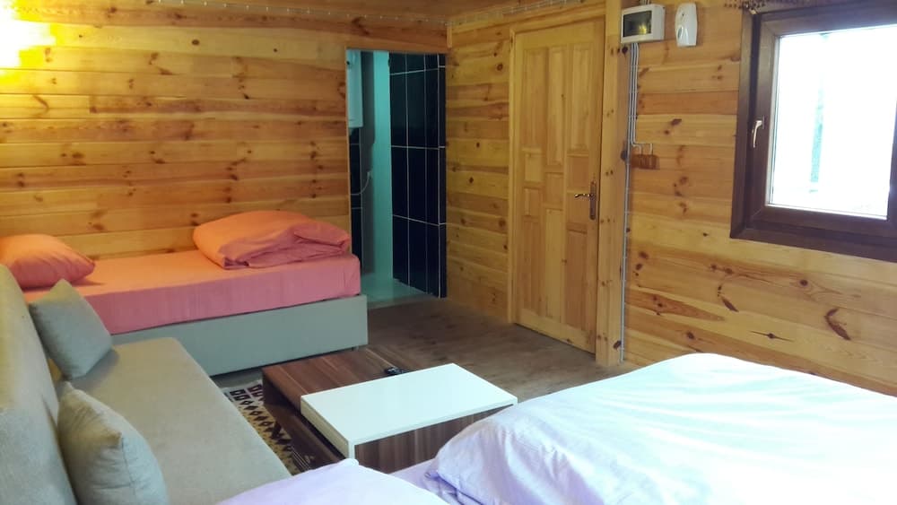 Ayder Selale Dag Evi