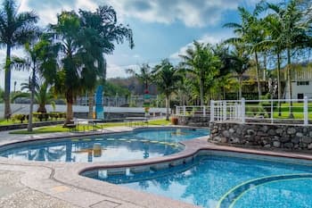 Hotel Puente Nacional & Spa