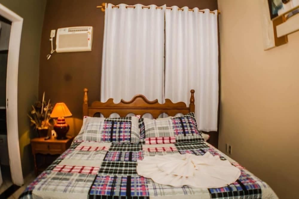 Road House GO 118 Motorcycle Hotel