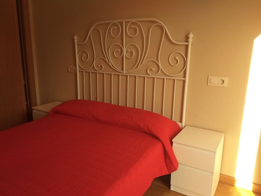 Apartamentos Playa Catedrales 3000