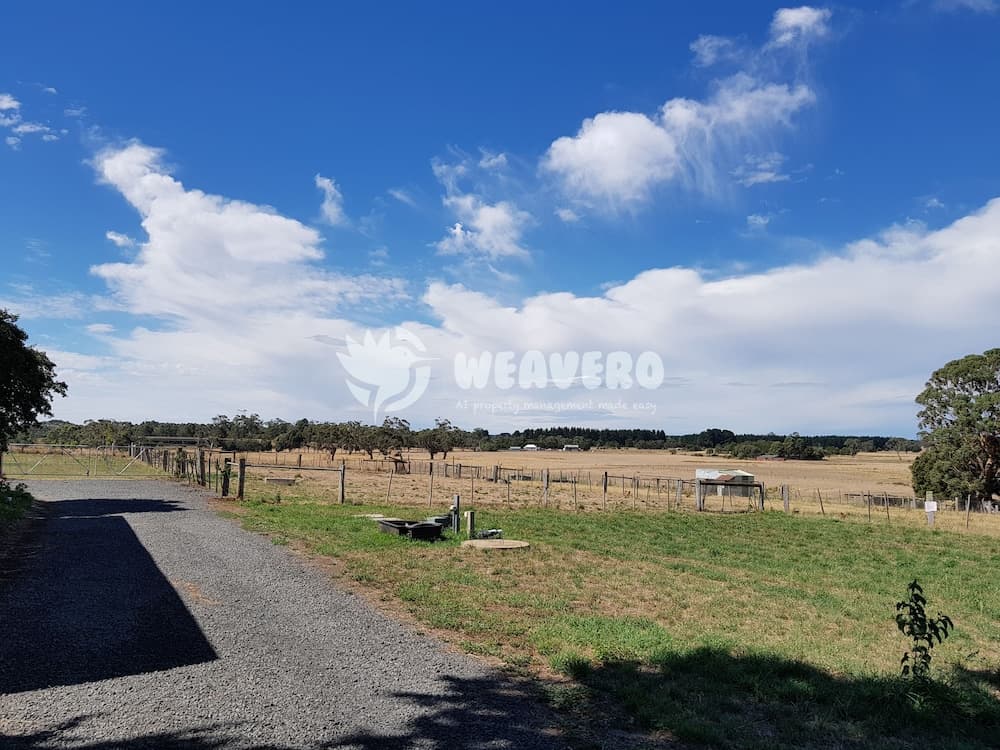 Impressive Hobby Farm Close in Bungaree