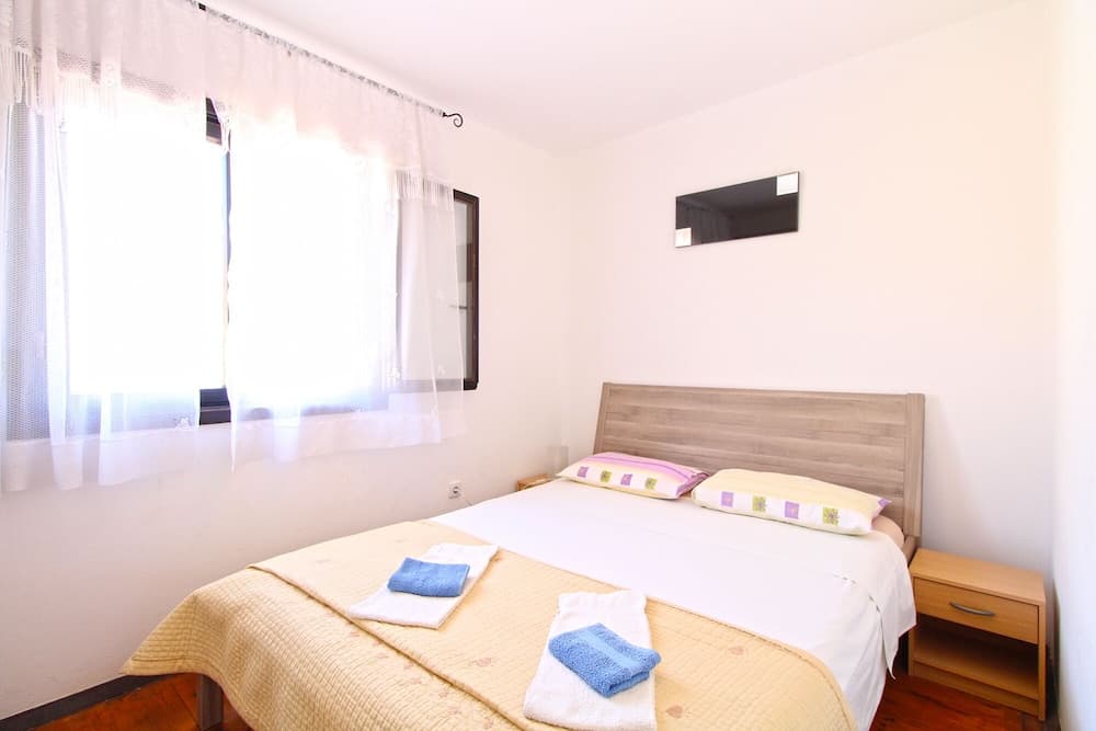 Apartments Antica 1371