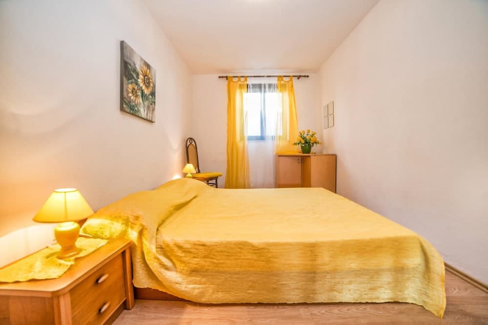 Apartments Maria 821