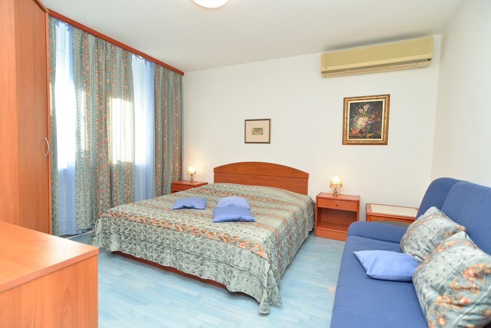 Apartments Mila 1039