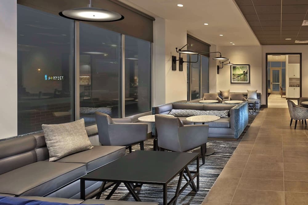 Hyatt Place Warwick / Providence Airport