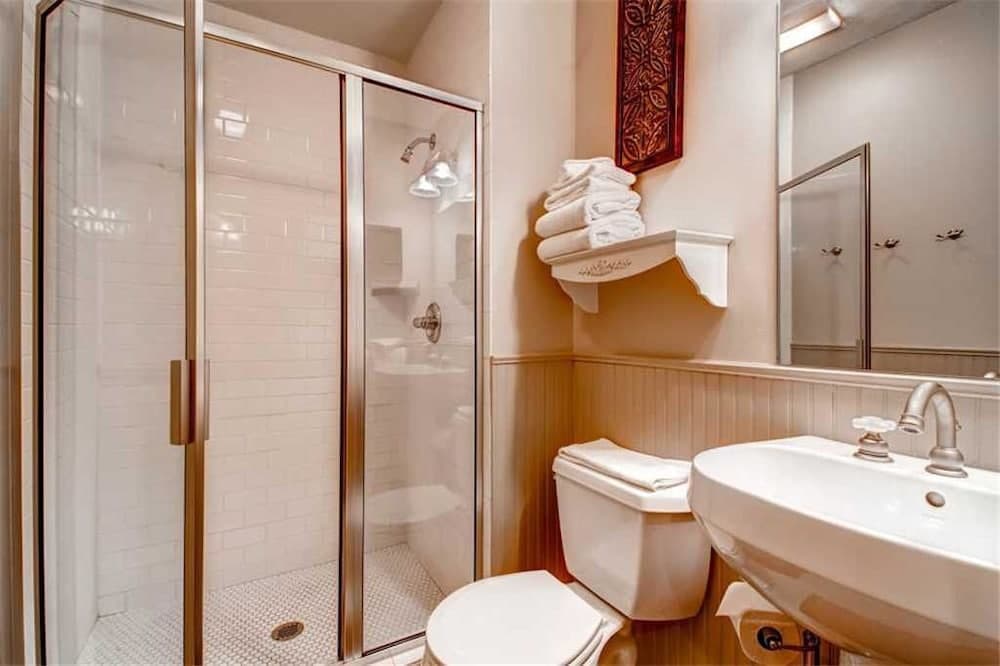 Wellington #3 (Townhome with Private Hot Tub)