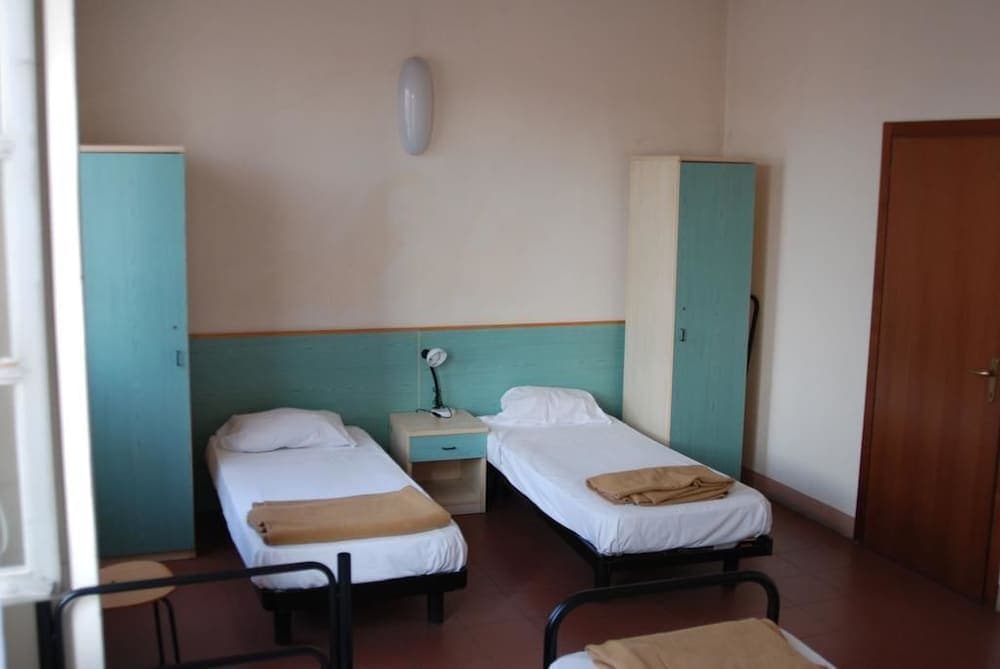 Il Chiostro Hostel and Hotel