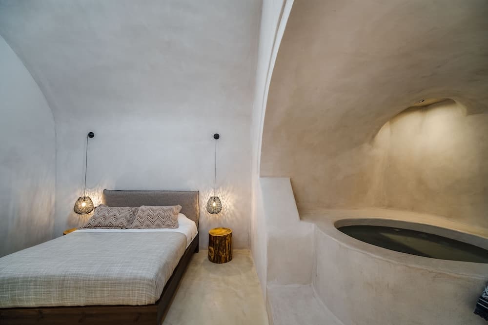 Phaos 1870 A Restored Winery