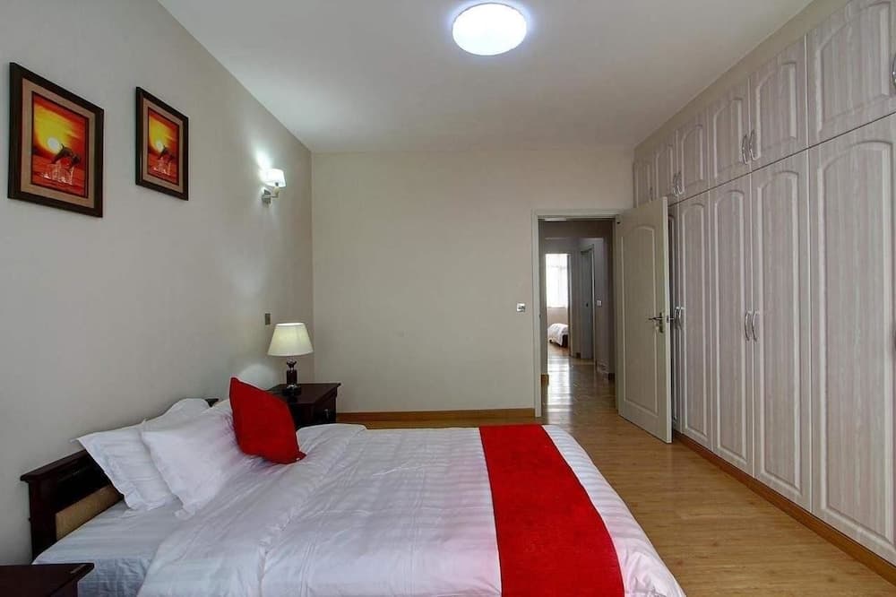 Fenesi Gardens Apartments