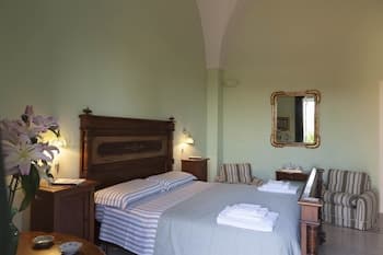 Villa Urso BedWine