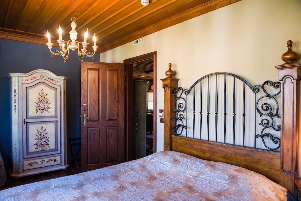 Kokkino Spiti Boutique Hotel