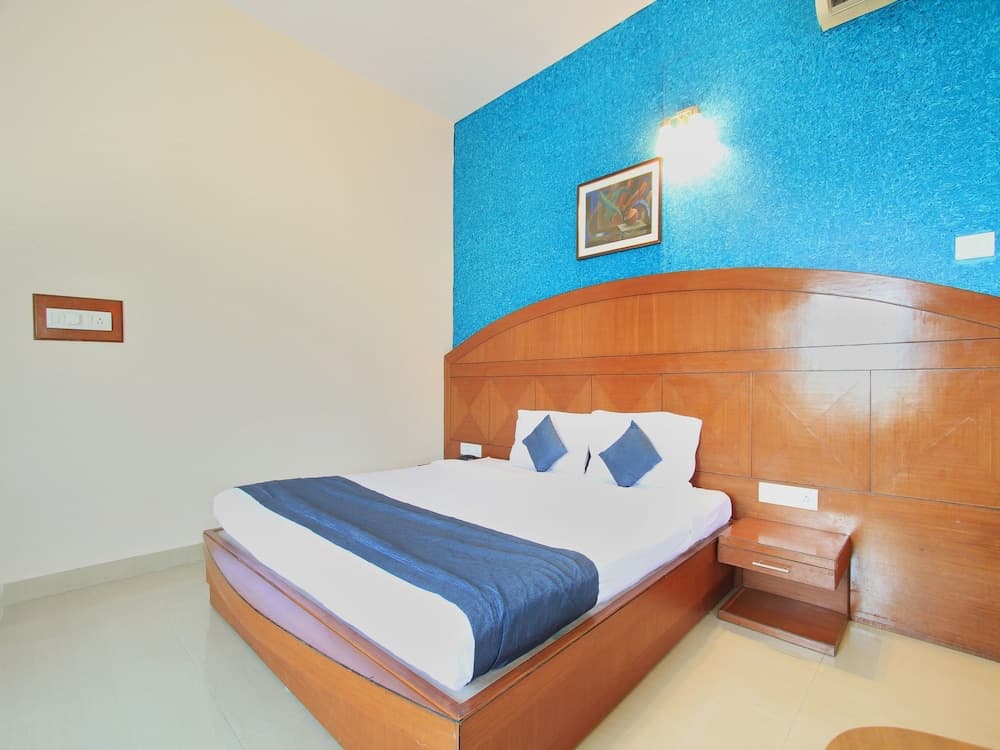 OYO 12051 Stay By the Way