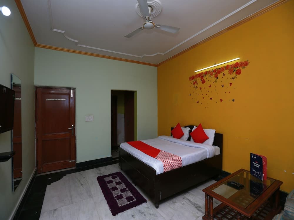 OYO 11752 Hotel Sun Palace Residency